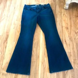 Jessica Simpson uptown slim flare jeans size 32